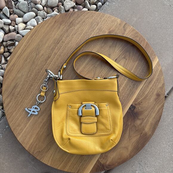 B. Makowsky Yellow Soft Pebbled Leather Crossbody Convertible Strap Bag Purse - Picture 1 of 8